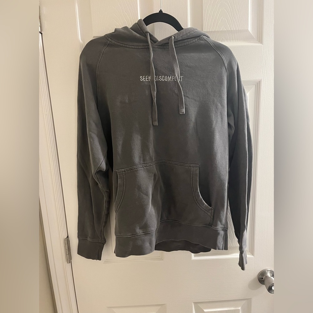 ⭐️Small Seek Discomfort Hoodie